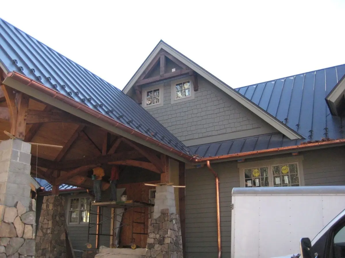 Craftsman Roofing team delivering quality roofing work in Melville Village